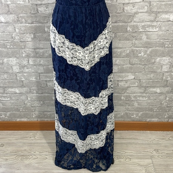Nikibiki Floral Lace Overlay Maxi Dress - Picture 2 of 8